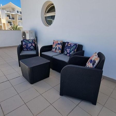 Apartmán Sea View Penthouse In Albufeira Exteriér fotografie