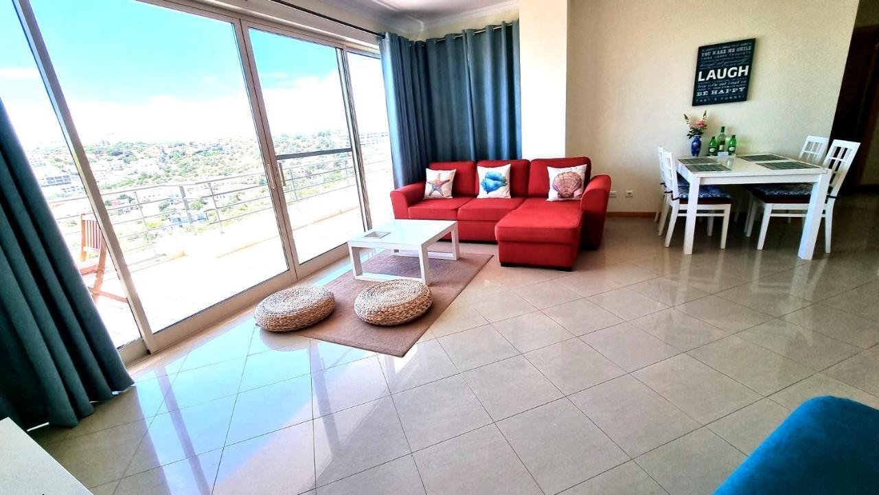 Apartmán Sea View Penthouse In Albufeira Exteriér fotografie