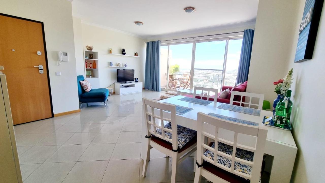 Apartmán Sea View Penthouse In Albufeira Exteriér fotografie