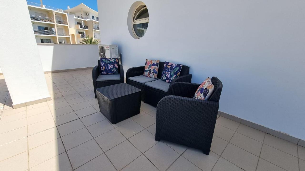 Apartmán Sea View Penthouse In Albufeira Exteriér fotografie