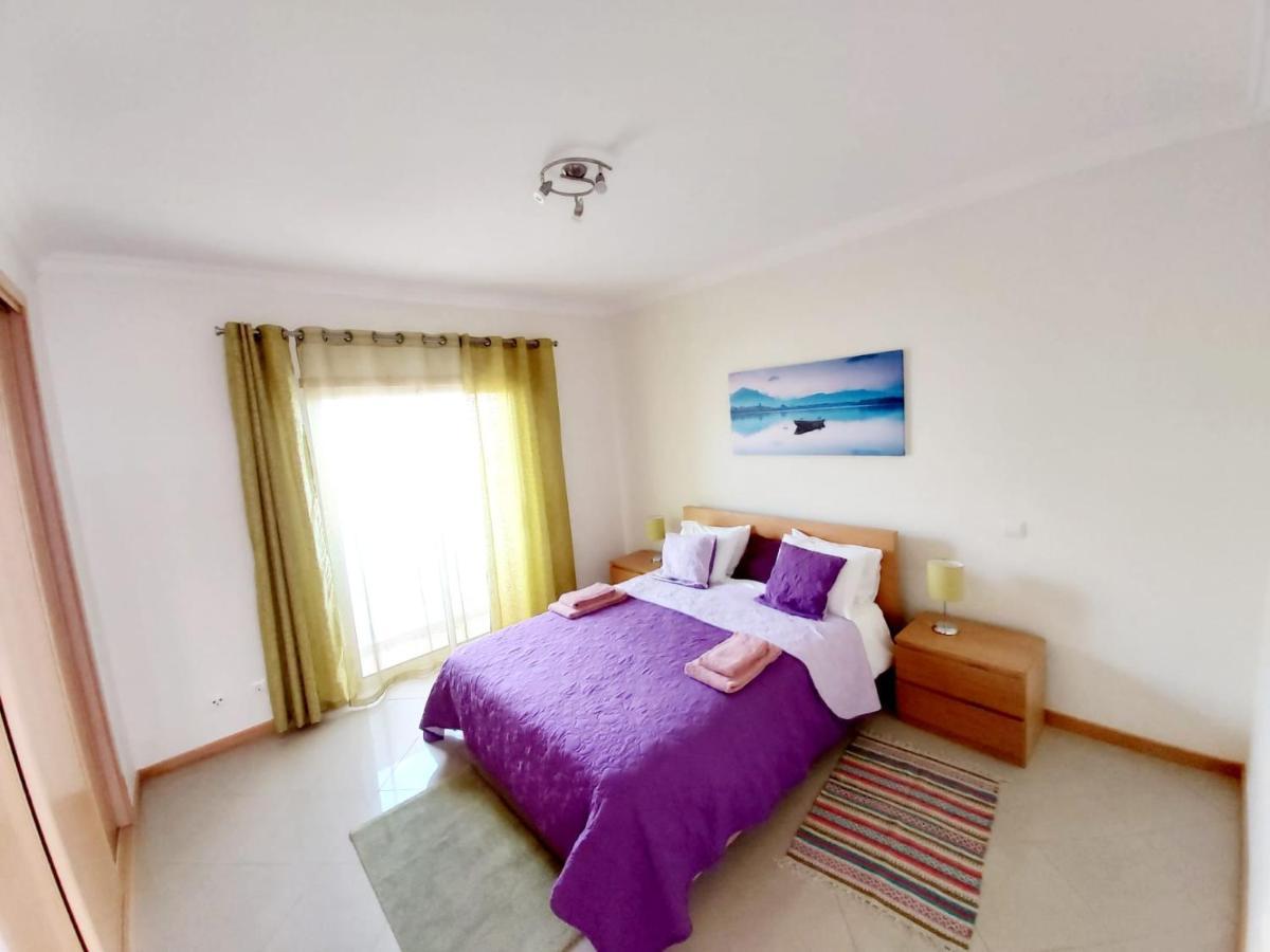 Apartmán Sea View Penthouse In Albufeira Exteriér fotografie