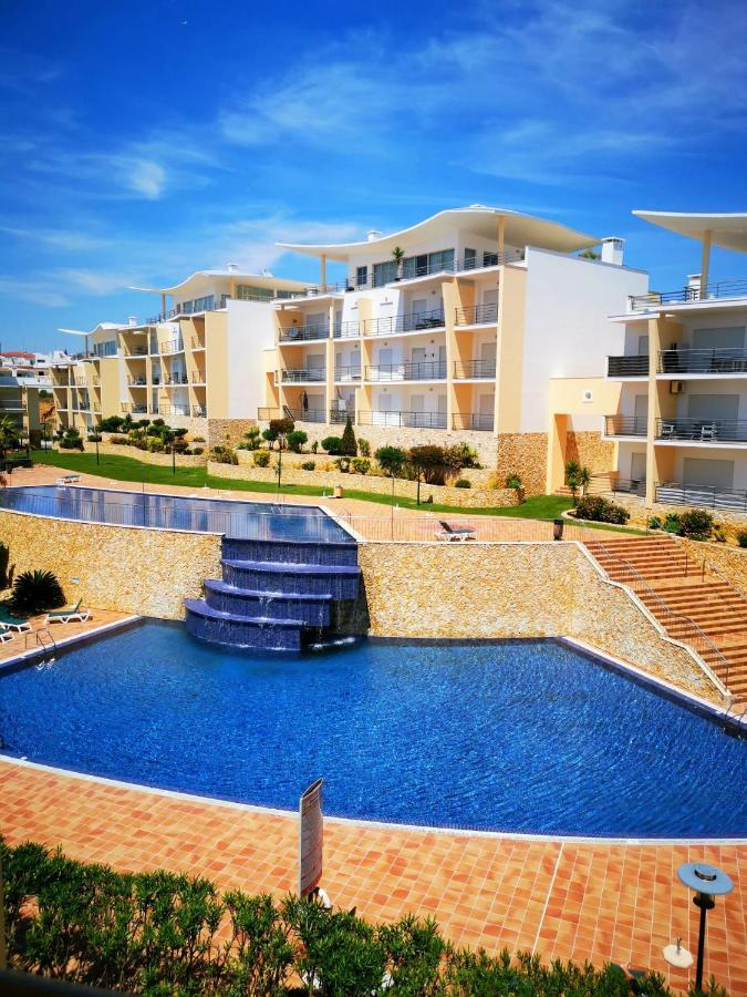 Apartmán Sea View Penthouse In Albufeira Exteriér fotografie