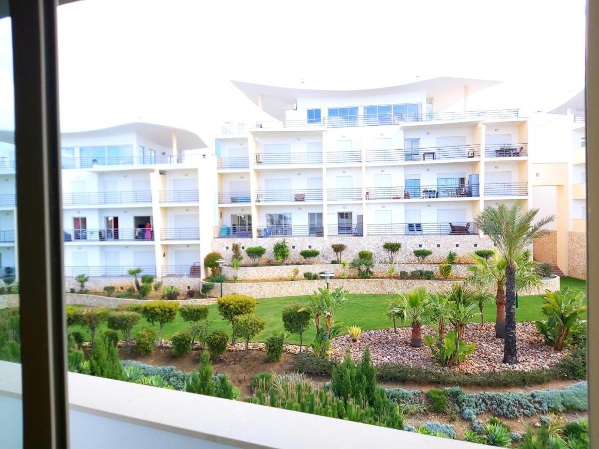 Apartmán Sea View Penthouse In Albufeira Exteriér fotografie